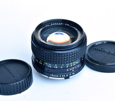 Objectif Minolta MC Rokkor-PG 50 mm 1:1,4 + CAPS