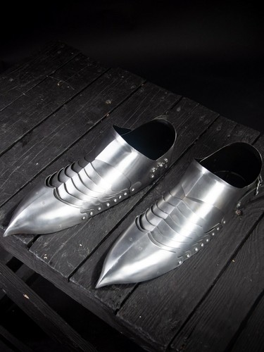 Chaussures médiévales - chaussures,