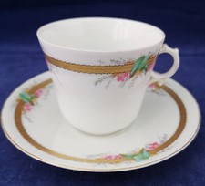GRANDE TASSE ET SOUCOUPE EN VIEUX PARIS  PORCELAINE NAPOLEON III