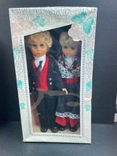 Poupée Ancienne Alsacienne couple de 37 cm années 90