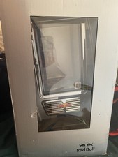 Frigo • Red Bull • Pompe à Essence 