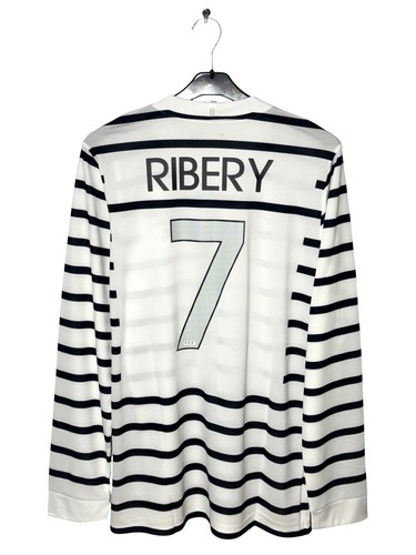 Player issue nike - nike, karl