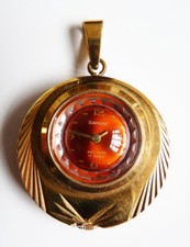 Pendentif ancien montre