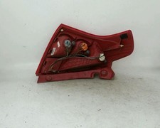 Feu arriere principal droit