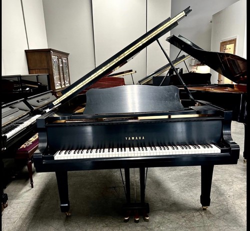 Yamaha grand piano - c7, 7'4"
