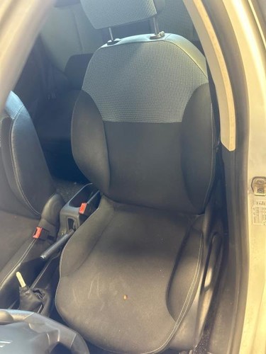 Siege avant gauche citroen - avant, c3