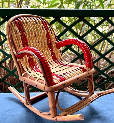 Ancien fauteuil bascule en - à,
