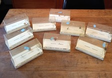 9 Boites VIDES pour véhicules