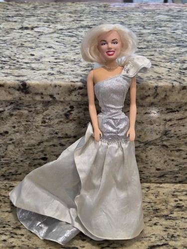 Vintage 1993 marilyn monroe - marilyn,