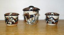 Rare Salière, Poivrier et Moutardier en Poterie de Ciboure à Décor de Chistera