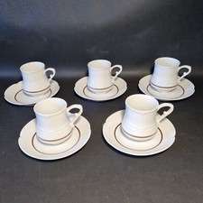 🔅  5 tasses à café Porcelaine du Berry création Louis Lourioux blanche & or