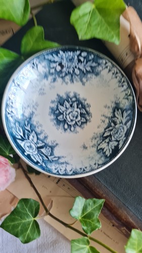 Ancienne petite coupelle - ,