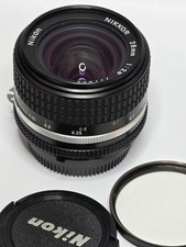 Objectif grand angle Nikon