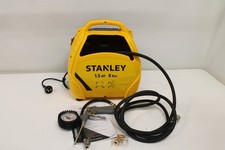 Stanley Compresseur Air 8 Bar - Compresseur Voiture Portatif Sans Huile avec Out