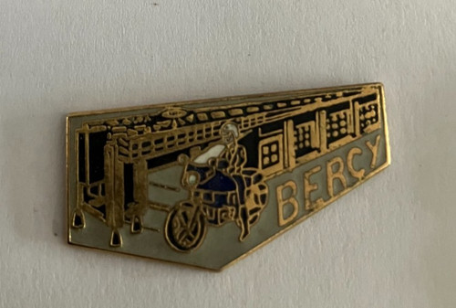 Pin s gendarmerie de - 19,