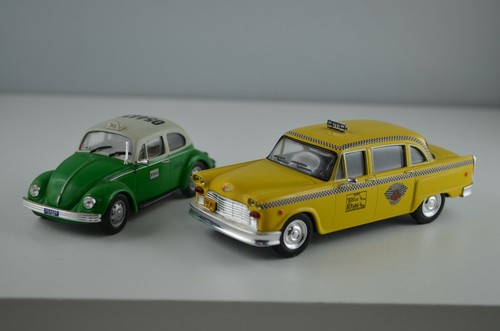 Lot deux taxis - de, checker