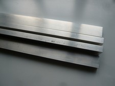 LOT de 4 tubes rectangle alu. (6060) - 50 X 25 X 2 mm X long. 582 mm = 58,2 cm