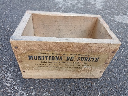 Ancienne petite caisse - petite,
