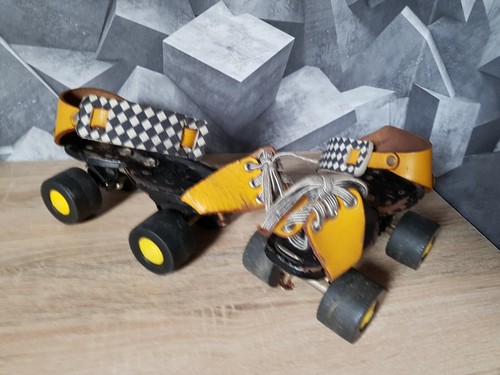 Anciens patins roulettes - patins,