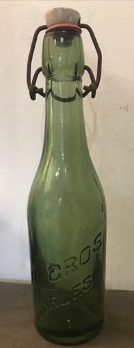 Ancienne bouteille gravée - bouteille,
