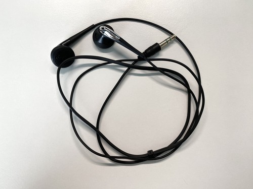 Sony e0931 earphones - sony,