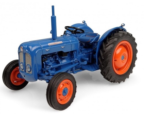 Universal hobbies fordson - universal,