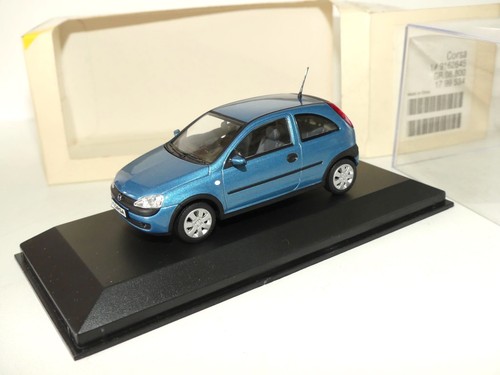 Opel corsa bleu minichamps - b,