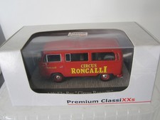 1/43 Premium ClassiXXs VOLKSWAGEN T2a Combi Cirque CIRCUS RONCALLI série limitée