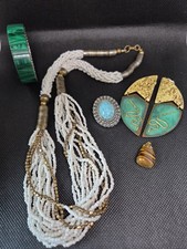 lot bijoux Anciens et Vintages dont 1 Bracelet en Malachite