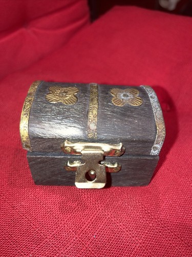 Coffre bois pour maison - en,