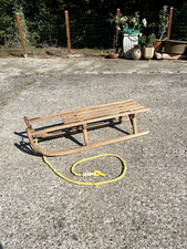 Luge en bois et métal