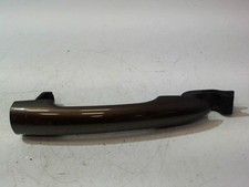 Poignee porte avant gauche