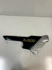 Flanc de carénage sous selle