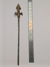 Pointe de Harpon  en bronze. Age du bronze . GB