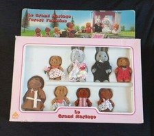 Forest Families 00536 Le grand Mariage Lapin MC Toy Big Set Wedding Rabbit Box