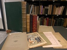 Réunion de 15 volumes sur le théâtre (XIXe siècle) Rostand, Calderon etc…