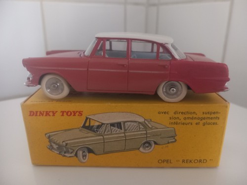 Dinky toys opel - +, boite
