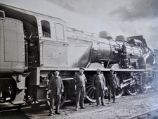 carte photo -CPA train locomotive vapeur et 4 cheminots ref 204