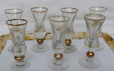7 VERRES à LIQUEUR de