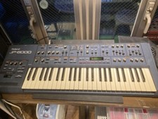Roland JP-8000 Synthétiseur analogique virtuel modélisation module sonore Sup...