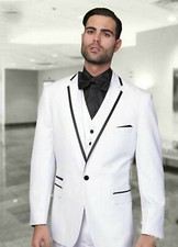 Hommes Blanc Costume Designer