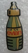 Pin's Boisson Eau Minerale petite Bouteille EVIAN #712
