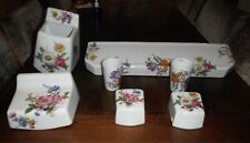 * Bel ensemble de Salle de