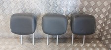 Lot 3 Appuie tête siège -