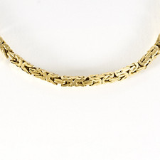 Sautoir en or jaune, fine maille byzantine