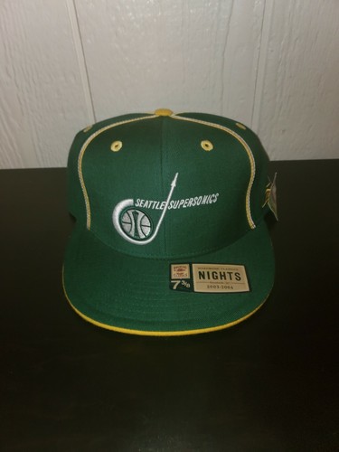 Nwt reebok seattle supersonic - nwt,