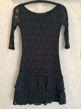 Robe bleu marine dentelle et volants sur le bas T36 Pimkie (1812008)