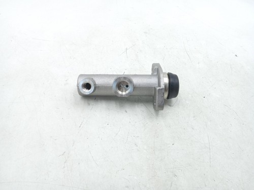 Pompe frein fiat 238 série - À,