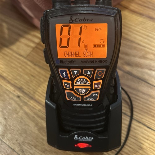 Cobra hh500 floating vhf - mr,