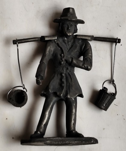 Vintage sculpture figurine - sculpture,